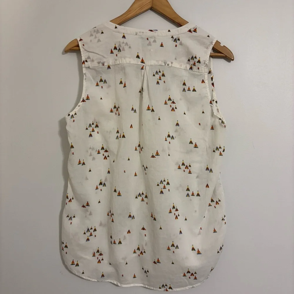 Eddie Bauer Teepee Print Button-Front Tank - Size Large - Picture 8 of 12
